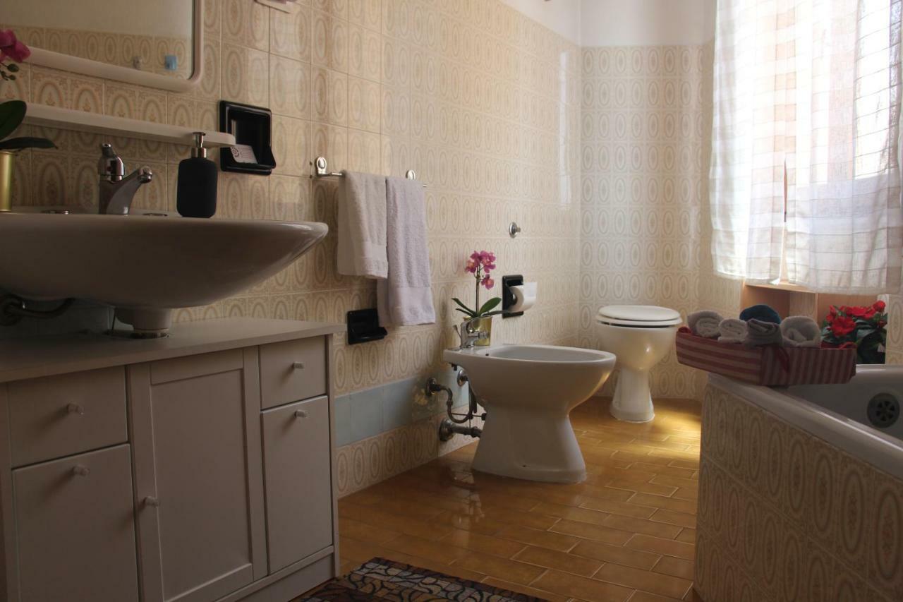 Bed and Breakfast Gottardo Монсеррато Экстерьер фото